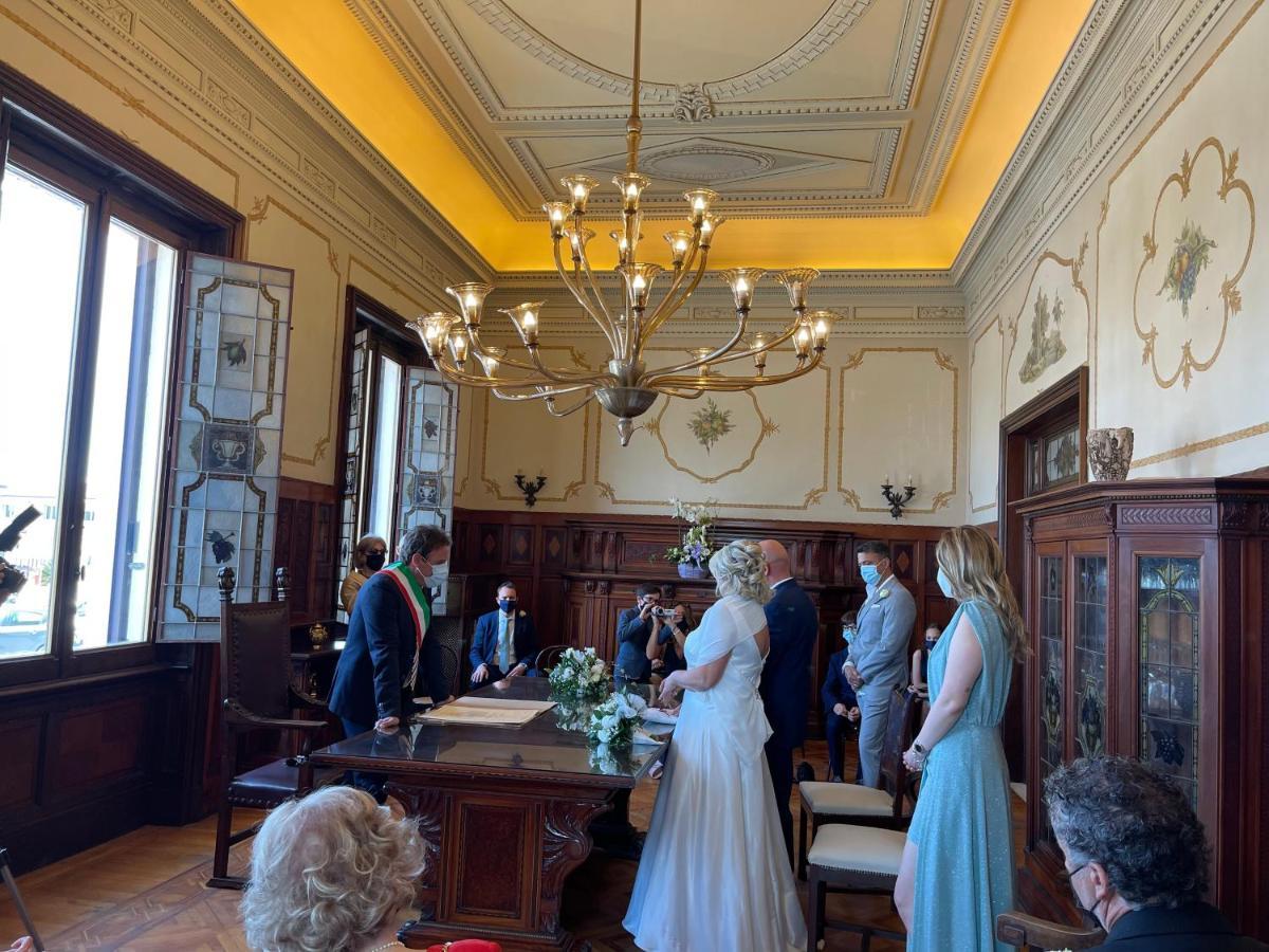 Villa Tina Hotel ヴィアレッジョ エクステリア 写真