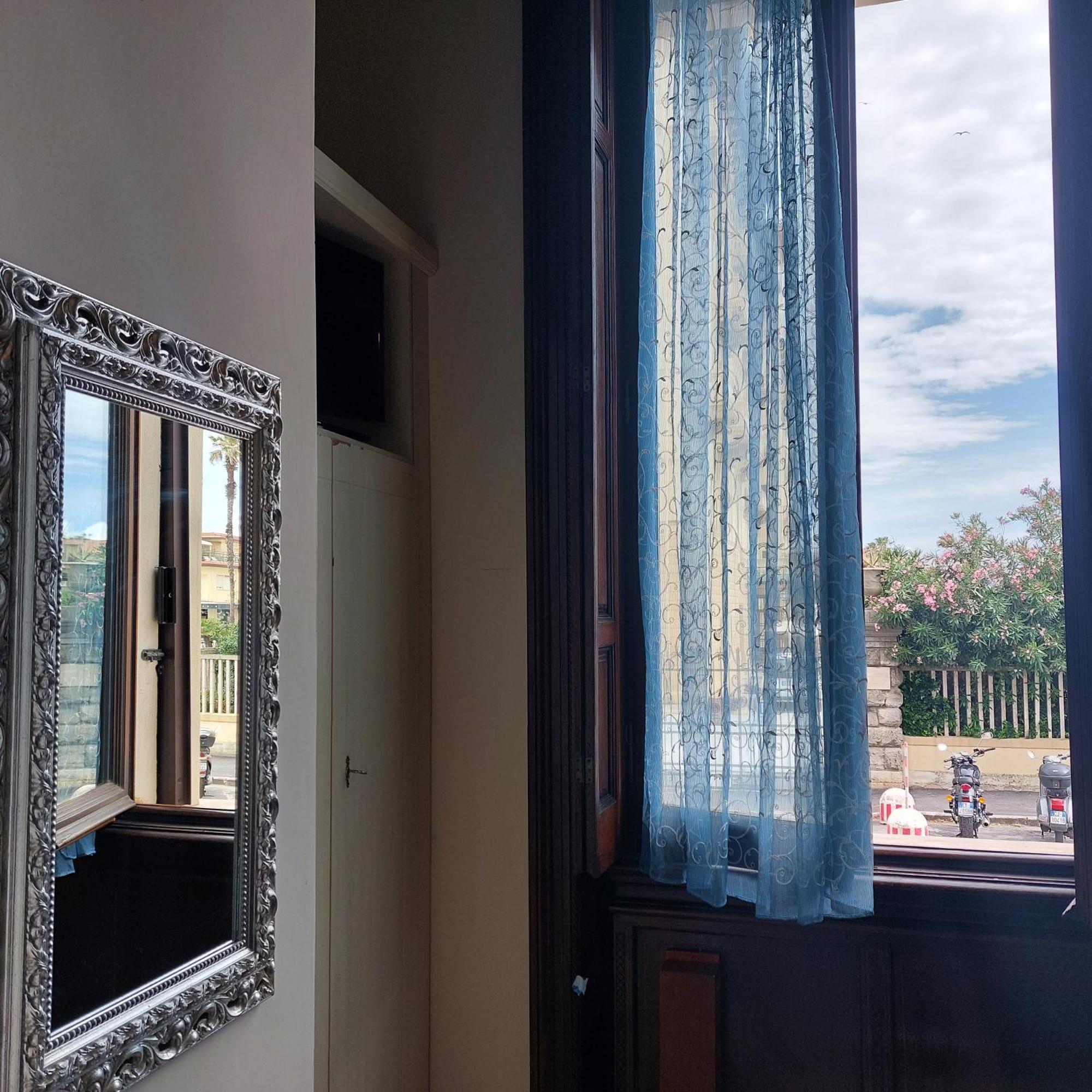 Villa Tina Hotel ヴィアレッジョ エクステリア 写真