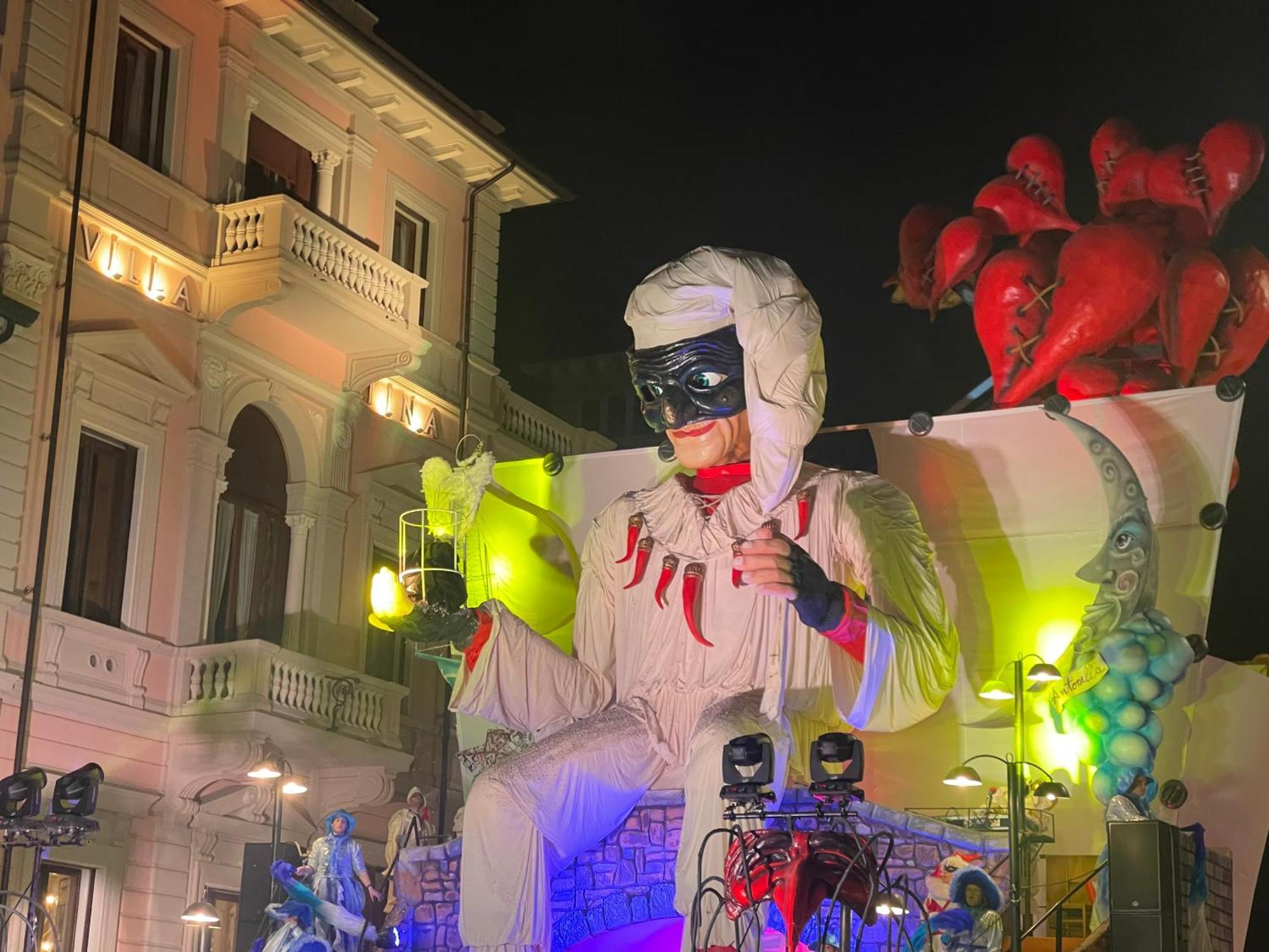 Villa Tina Hotel ヴィアレッジョ エクステリア 写真