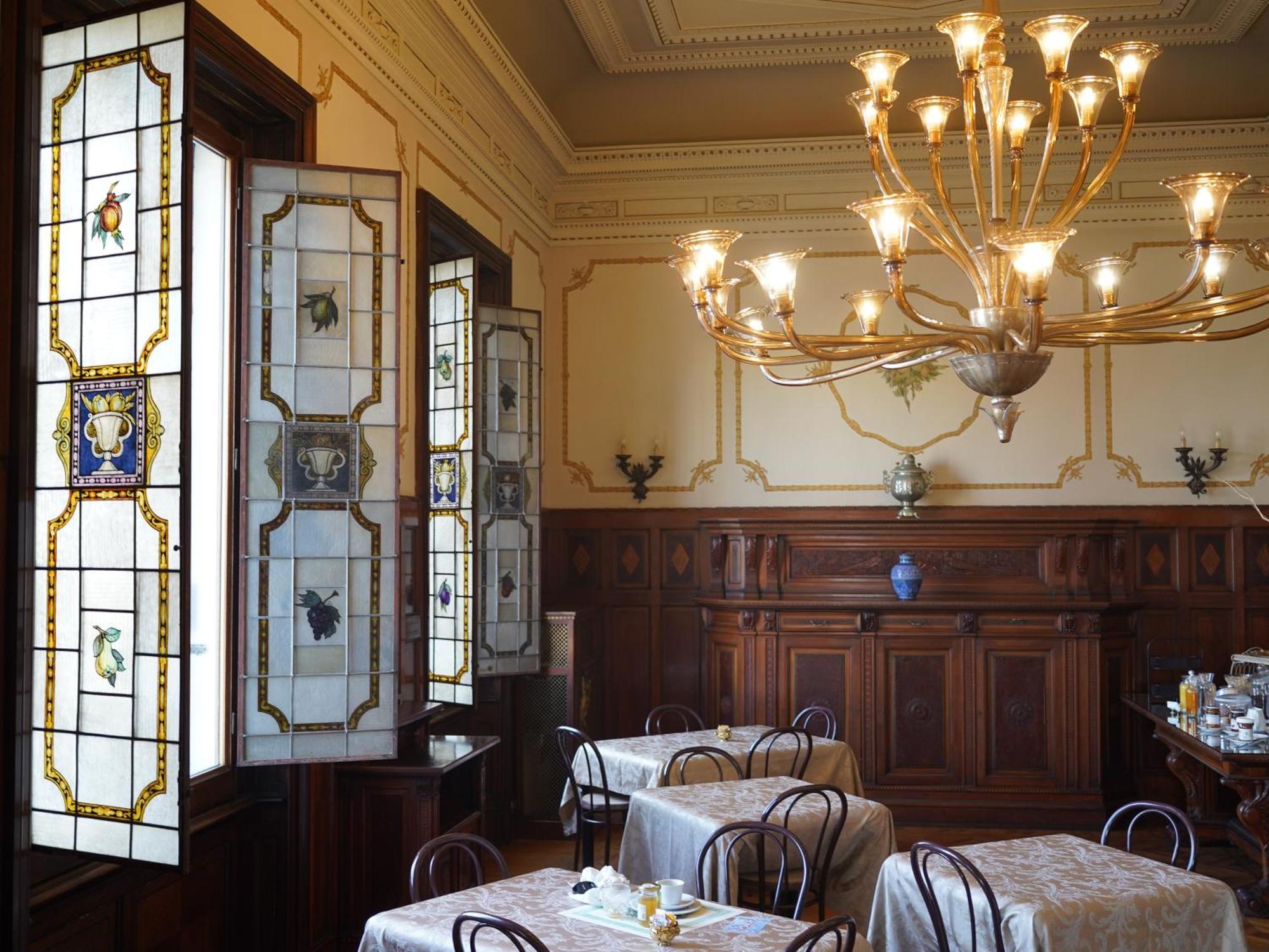Villa Tina Hotel ヴィアレッジョ エクステリア 写真